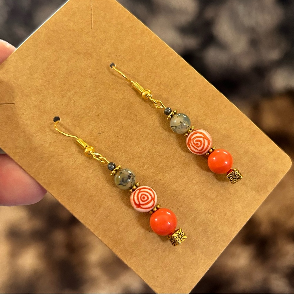 Handcrafted vintage bead dragon vein agate faceted hematite earrings